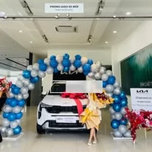Kia Bình Phước - Một buổi xem xe thực tế của khách hàng.